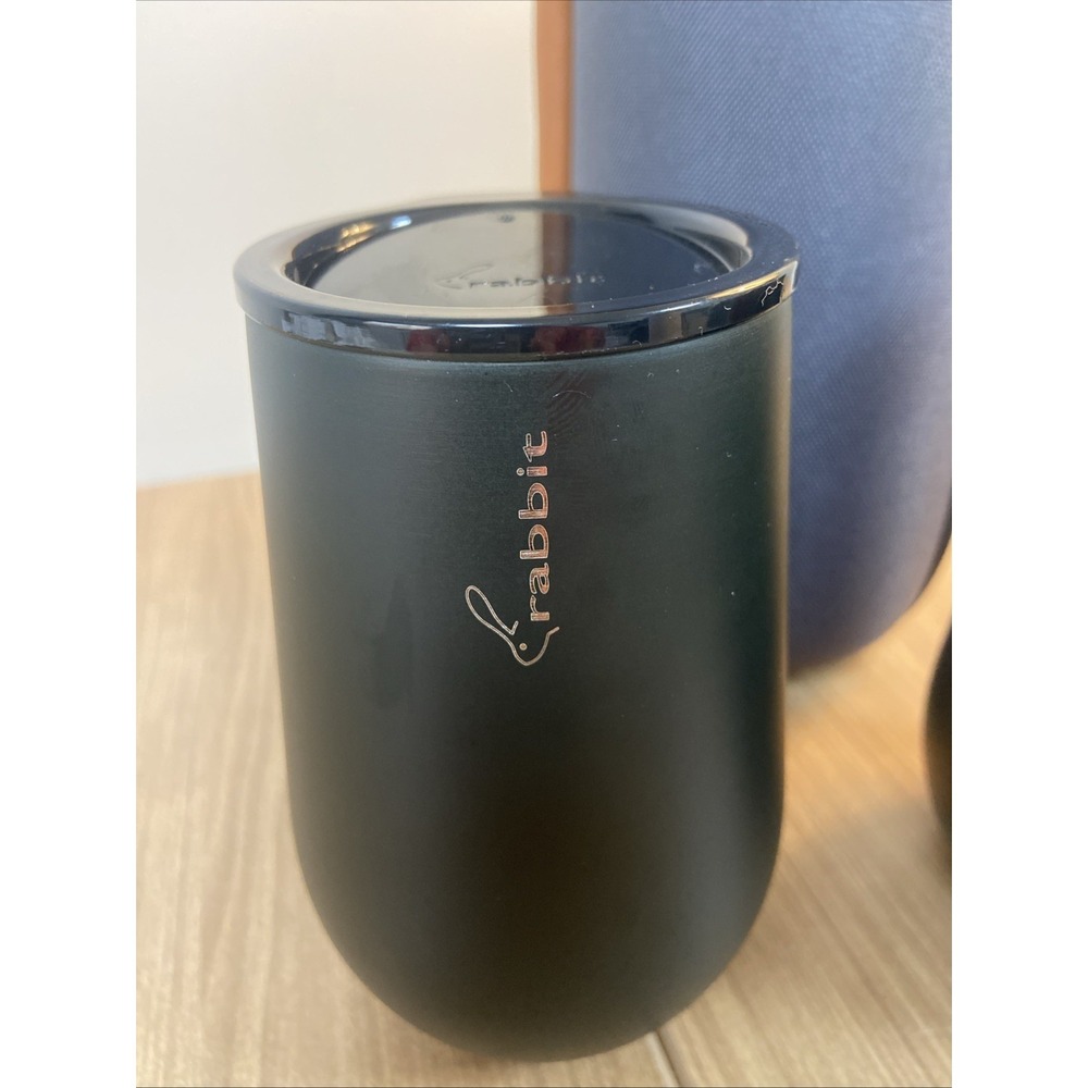 Rabbit Wine To Go Set Insulated Case & 2 Wine Tumblers Lids Portable Tailgate - Picture 2 of 9